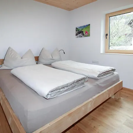 Apartment Mit 2 Schlafzimmer Apartman Raggal