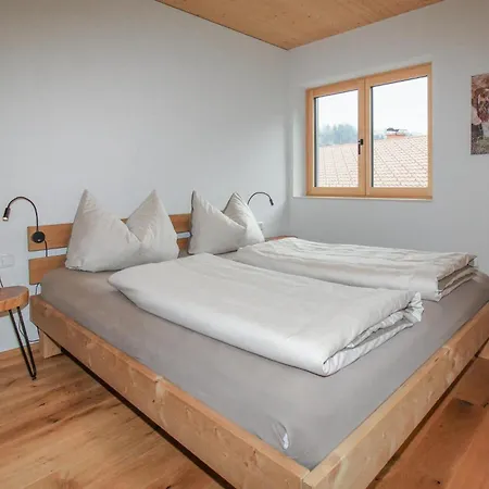 Apartment Mit 2 Schlafzimmer * Raggal