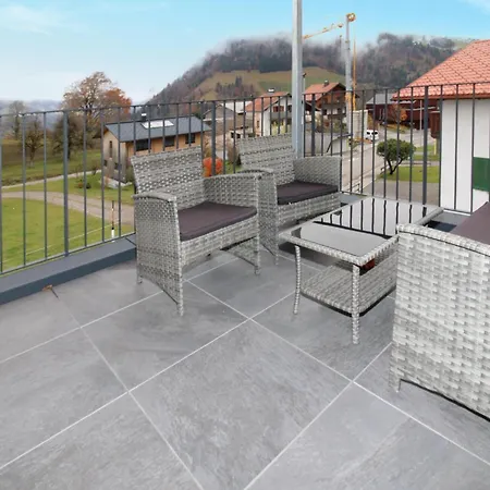 Apartment Mit 2 Schlafzimmer Apartman *